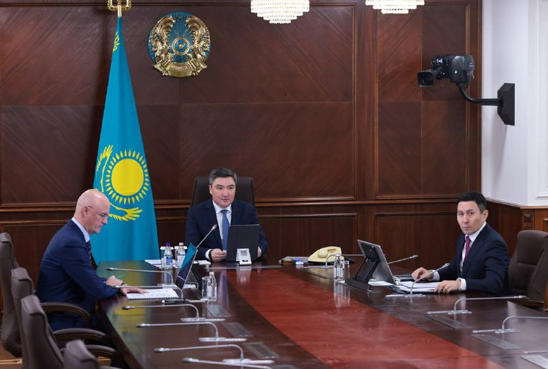Олжас Бектенов бірлескен инвесторларды белсенді тартуды тапсырды