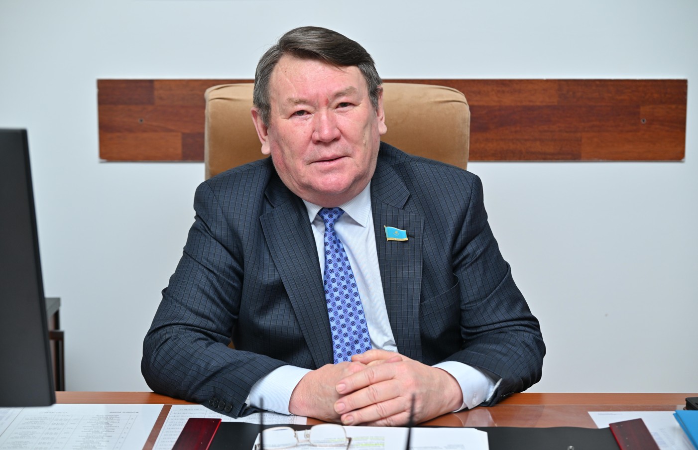 Әлібек НӘУТИЕВ: Алыс ауылдарда пошта желісі сақталуы керек