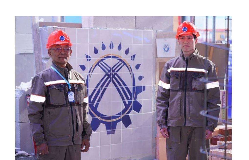 Қыш тақтайшаға «Жұмысшы мамандықтары жылы» логотипі салынды