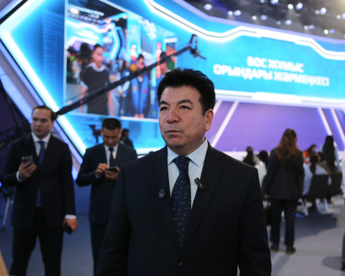 Тек жұмысшы мамандықтар емес, бірлік қаласы - Ғани Бейсембаев