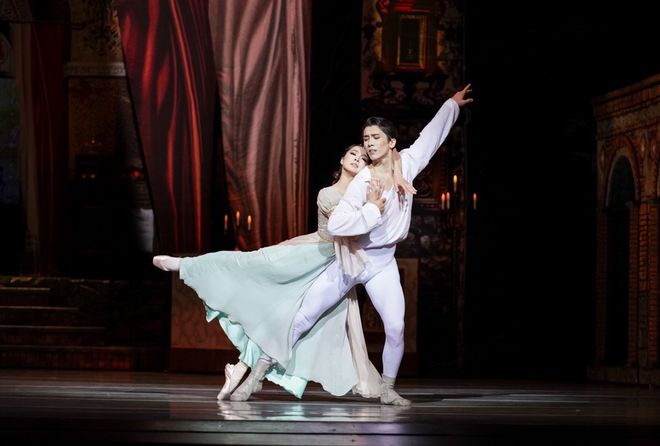 Мәңгілік тақырып, жаңашыл леп