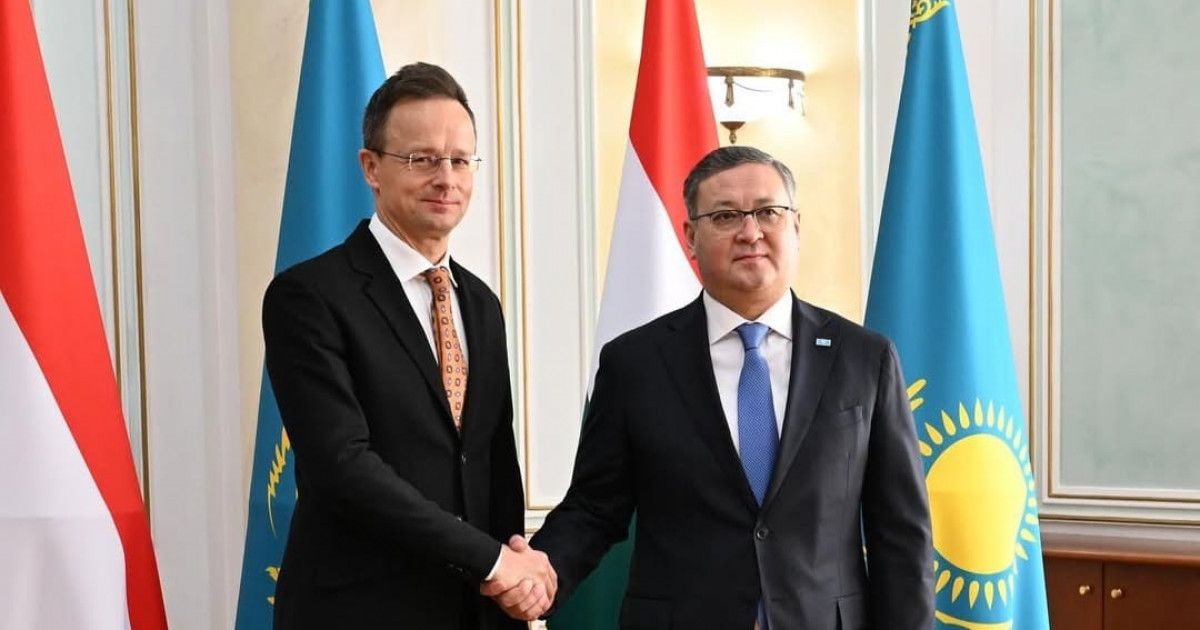 Дипломатиялық байланыс нығая береді