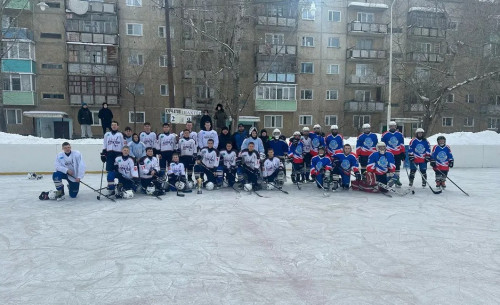 Жезкентте шайбалы хоккейден турнир өтті