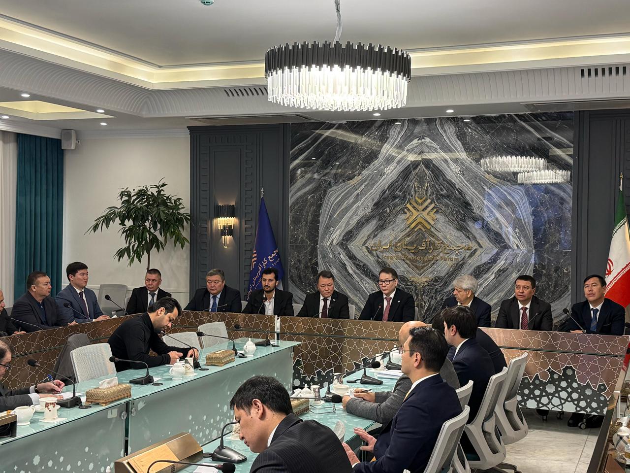 Маңғыстаулық делегация  Тегеран қаласында өткен бизнес-форумда бірқатар келісімге қол қойды