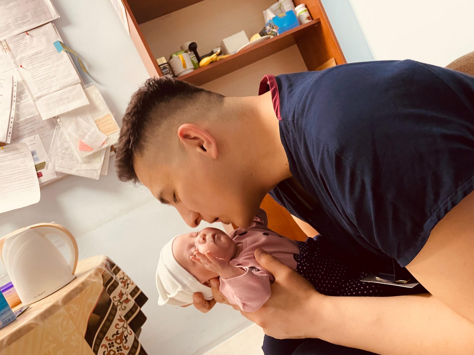 Cәбиге мейірімін төккен неоанатолог дәрігер марапатталды