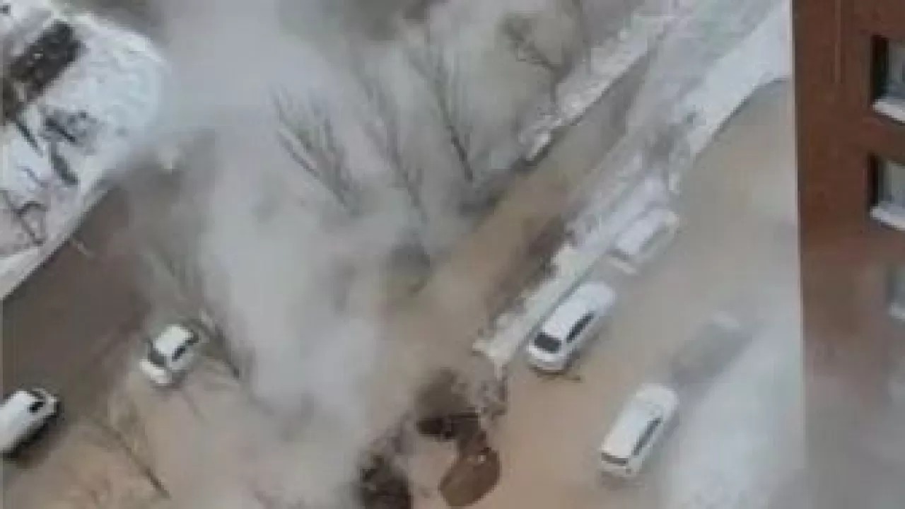 Астанада жылу магистралінде апат болды