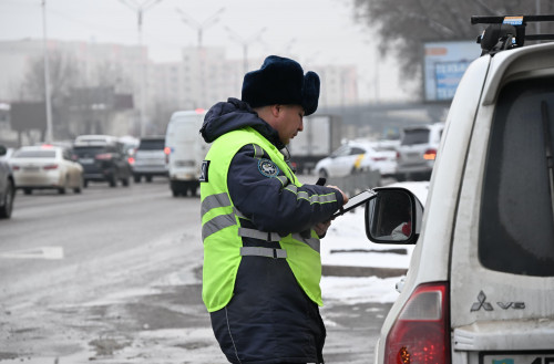 Алматыда көліктер жаппай экологиялық тексеруден өтіп жатыр