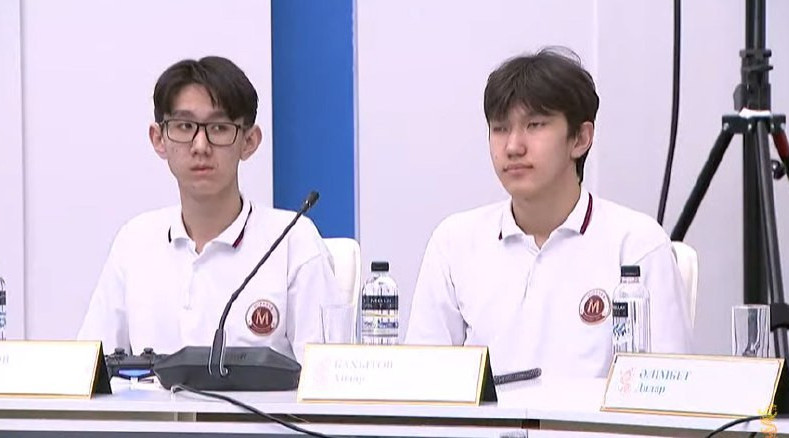 Әр екінші оқушы халықаралық білім бәйгесінен жүлдемен оралды