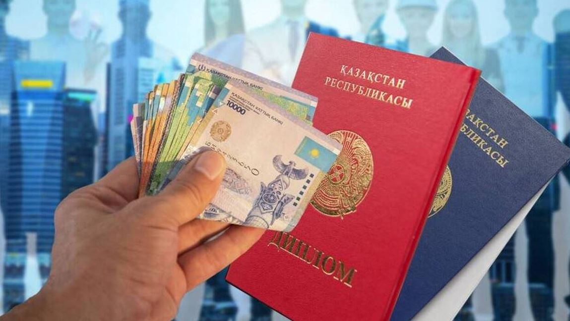 Жалған құжатпен жұмыс істеген 7 мұғалімге айыппұл салынды