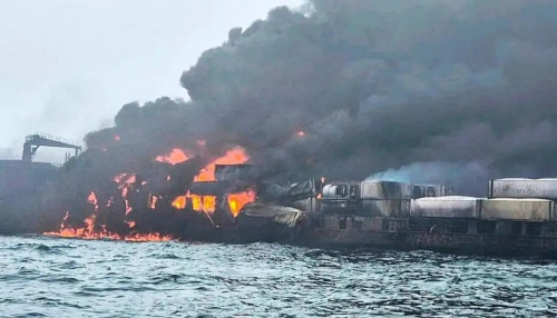 Солтүстік теңізінде мұнай танкері мен жүк кемесі соқтығысты