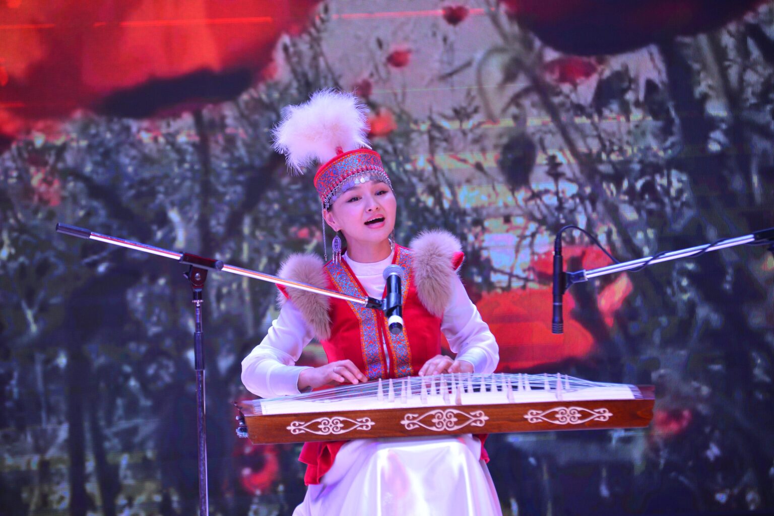 Көне аспапқа құрмет