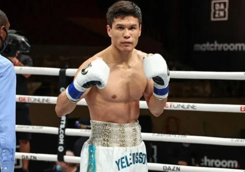 Данияр Елеусінов UFC басшысымен келісімшарт жасасты