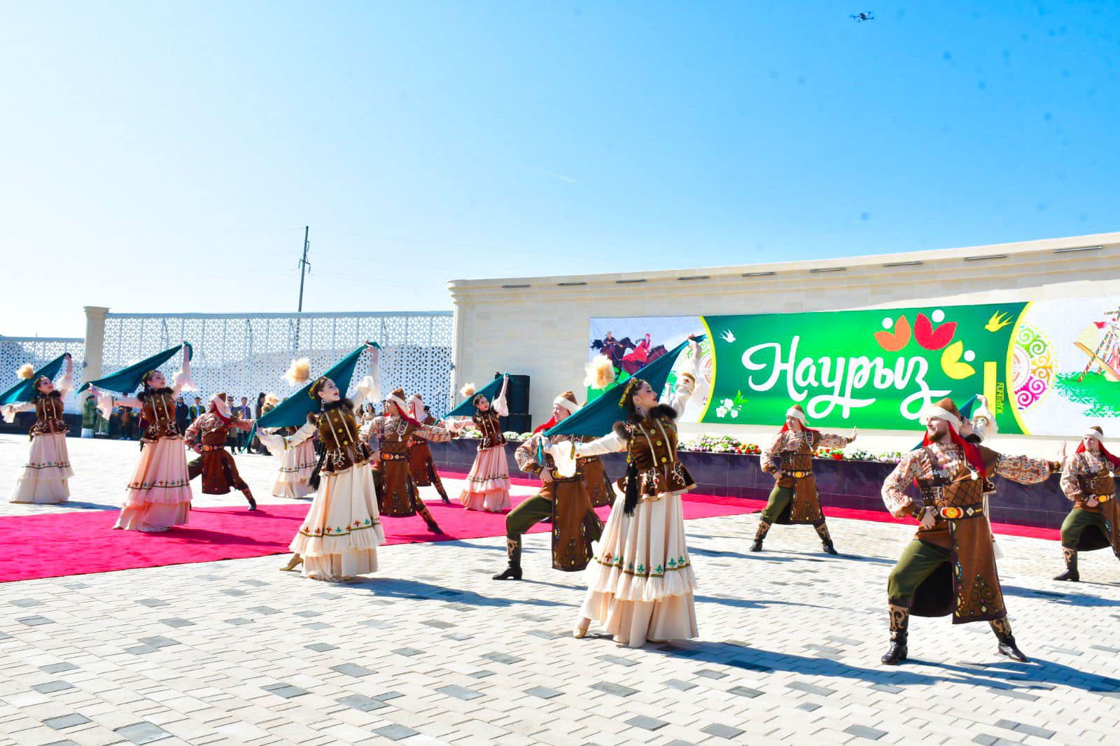 Қасиетті Ордабасыда Түркістан облысы мен Шымкент қаласының зиялы қауымы Амал мерекесін атап өтті