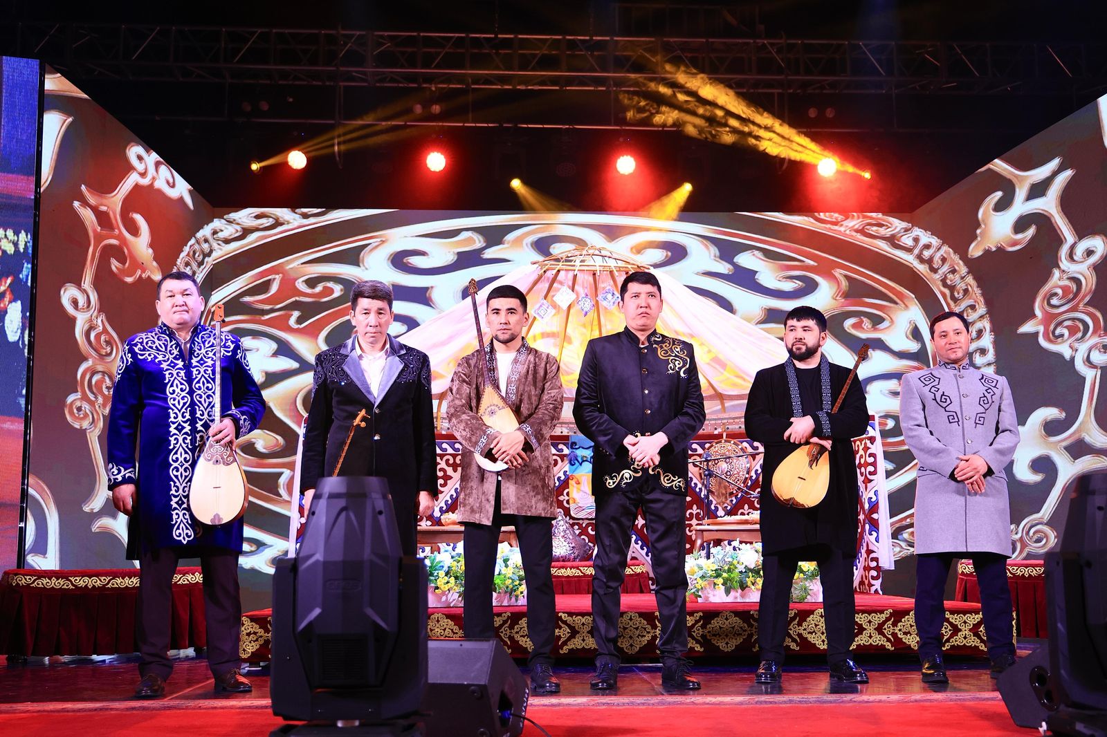 Қарағандыда айтыс өтіп жатыр