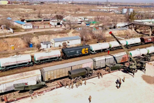 Әскери инженерлер Ойыл өзенінің өткелін қалпына келтіреді