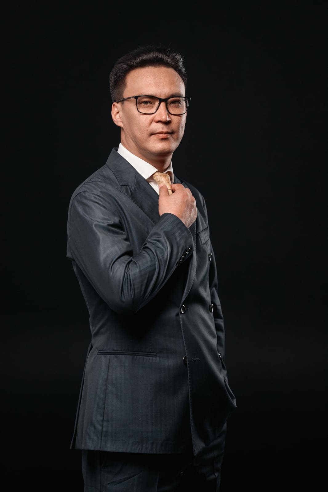 АҚШ пен Сингапурдан Сүмбеге дейін: Қазақстандық коучтің халықаралық тәжірибесі