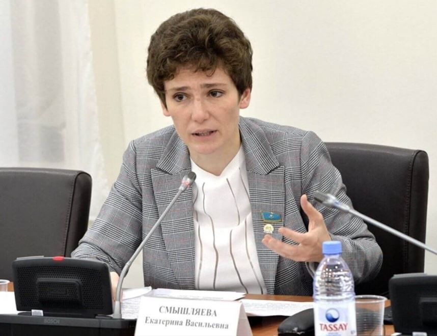 Криптоинвесторлардың басым бөлігі «сұр аймақта» жұмыс істейді - Смышляева