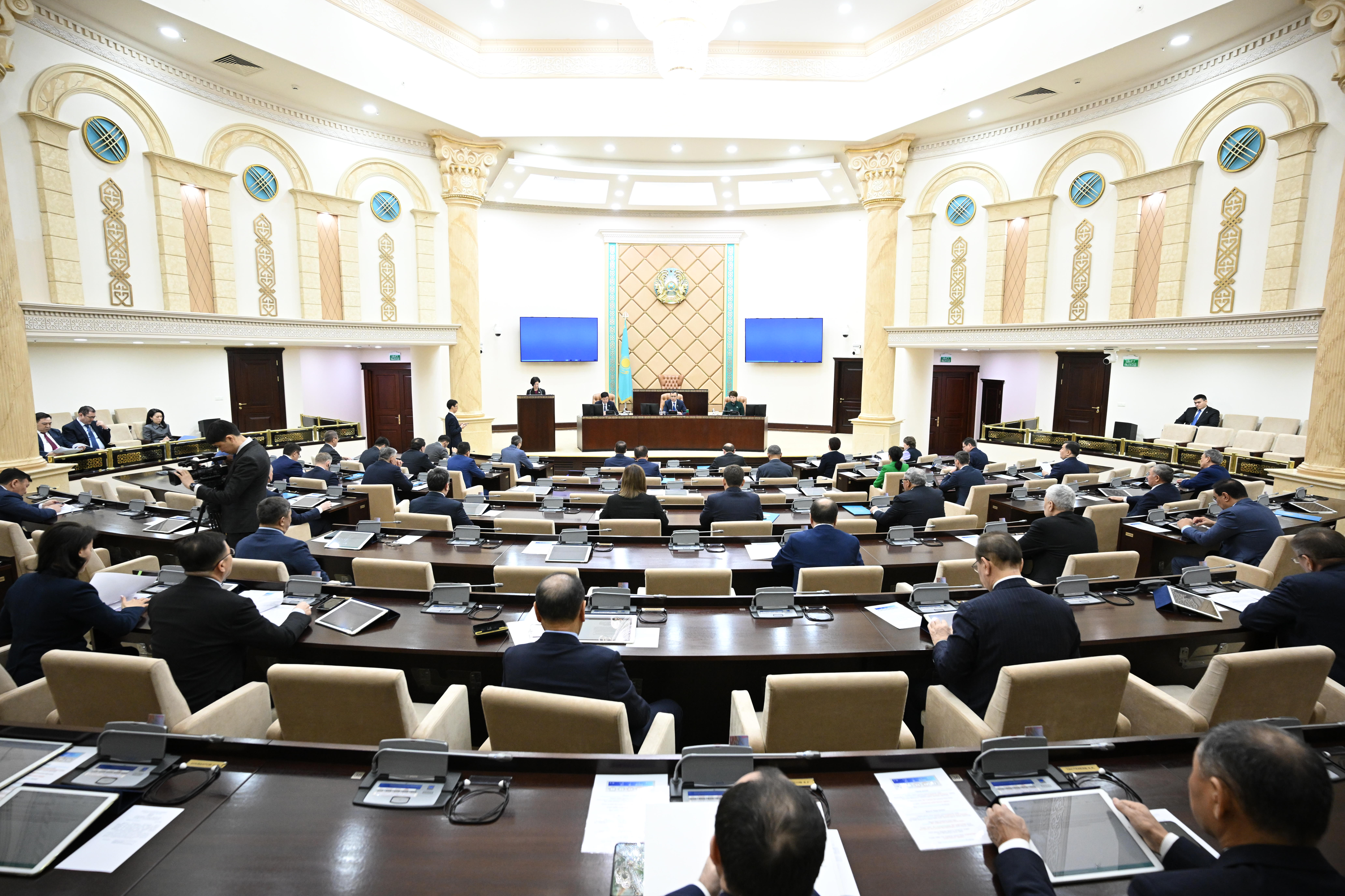 Сенатта дене шынықтыру және спортты дамыту туралы заң мақұлданды