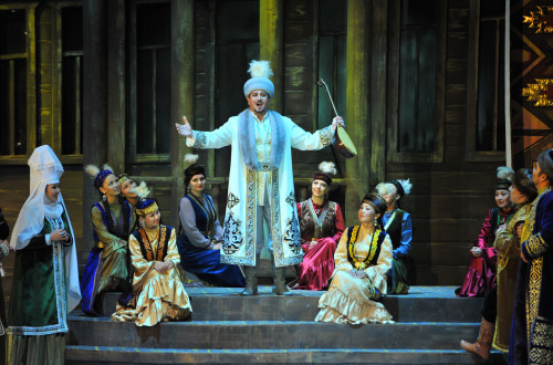 Театр туралы тұлғалар түйген ой