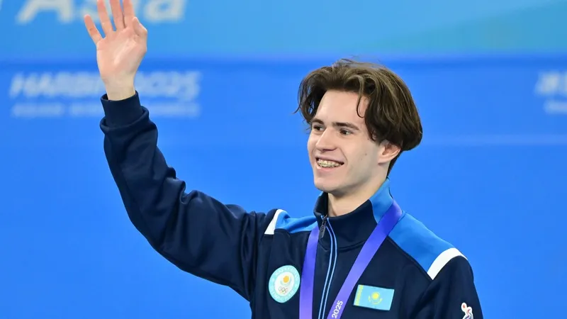 Михаил Шайдоров ТОП-3-ке енді