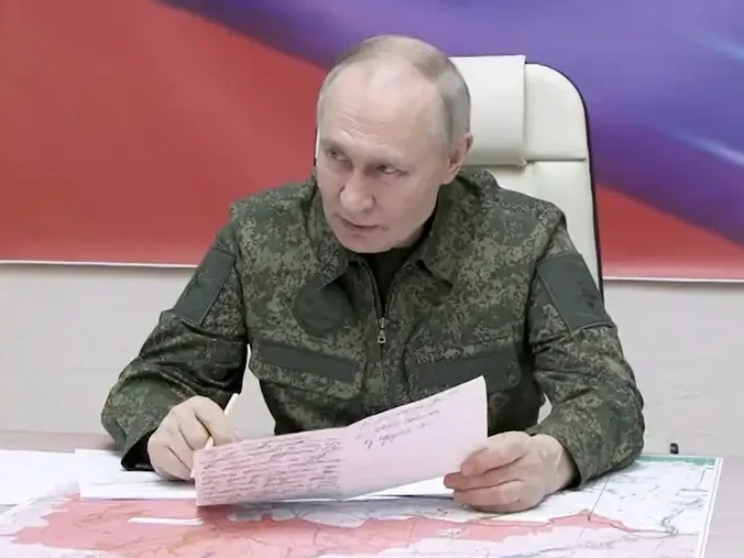 Путин Украинаға уақытша билік енгізуді ұсынды