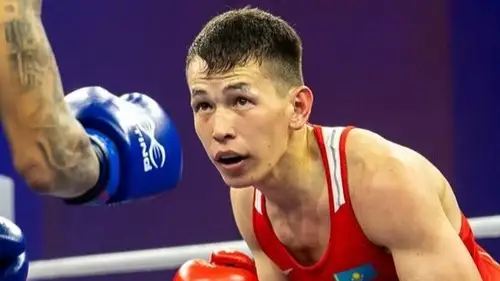 Қазақ боксшысы ширек финалға жолдама алды