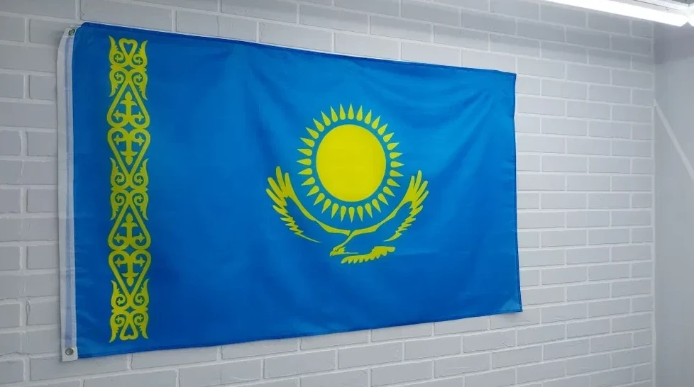 Депутат мемлекеттік тудың маркетплейстерде сатылуына қарсылық білдірді