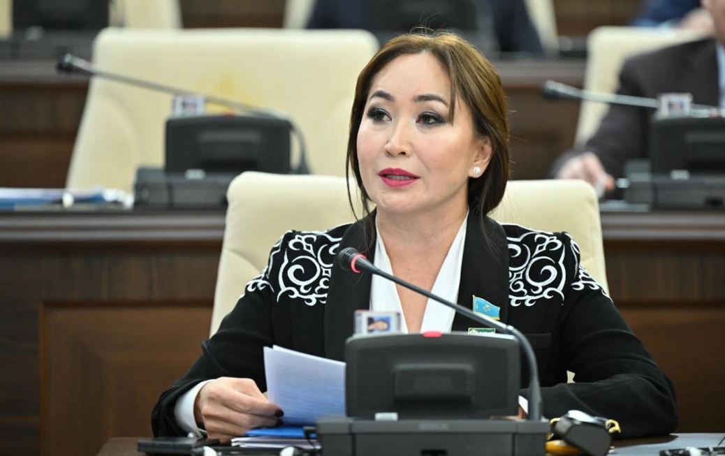 Мектеп бағдарламасына агроөнеркәсіптік білімді енгізу қажет – депутат