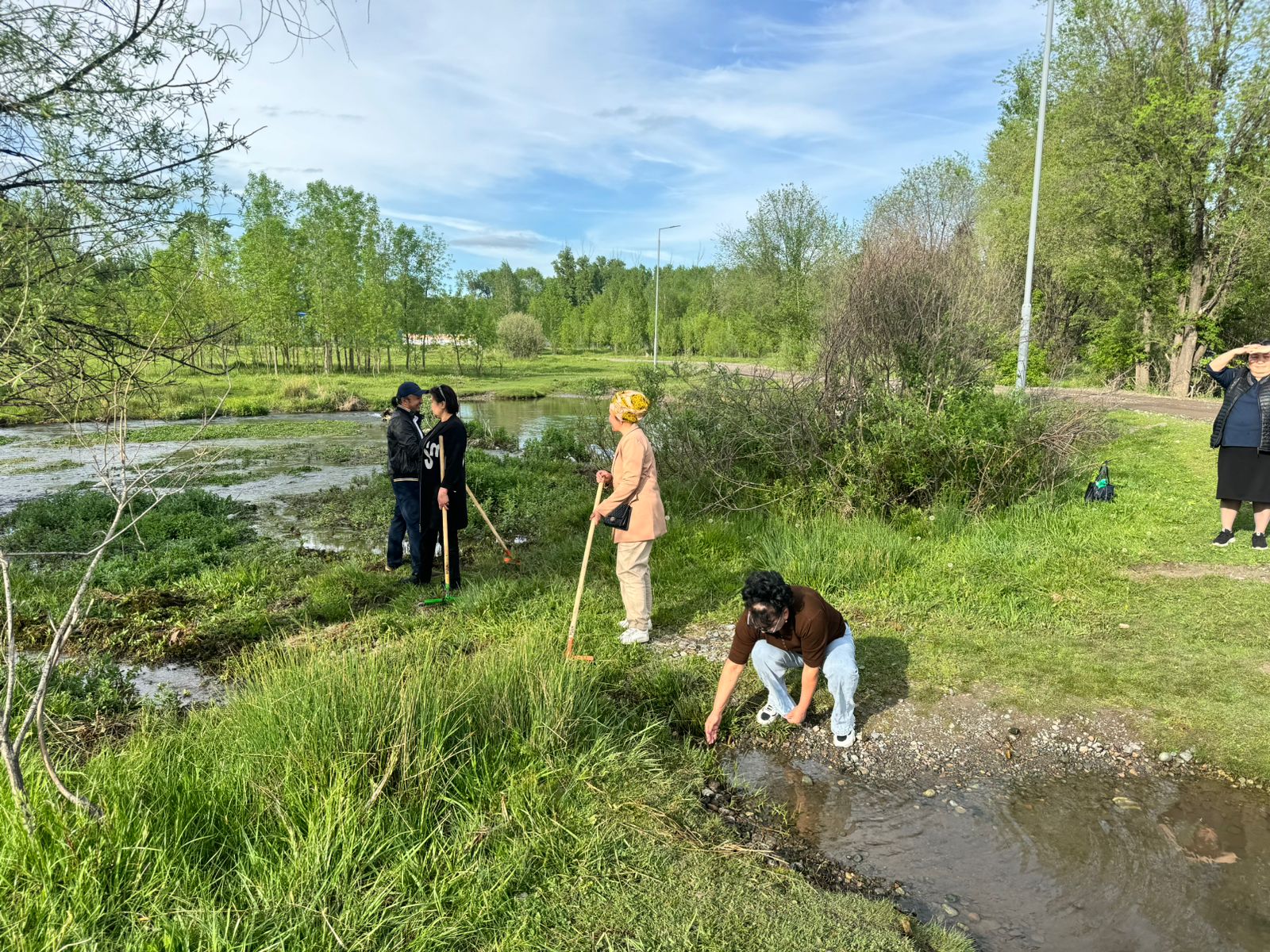 «Бұлақ көрсең, көзін аш»