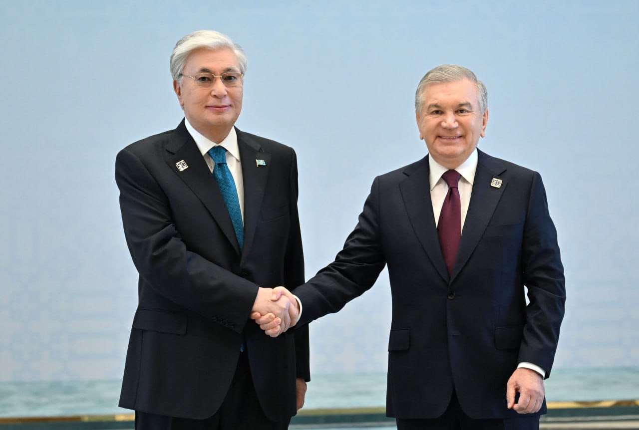 Президент Самарқандтағы Конгрес-орталыққа барды