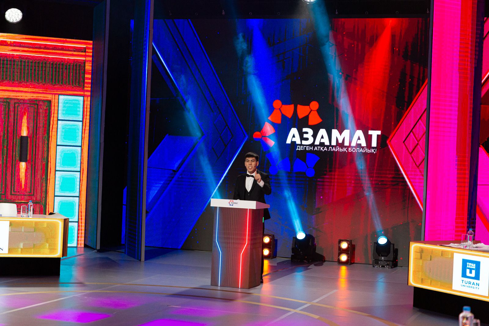 Студенттер су қауіпсіздігі мен ресурстарды басқару мәселесін талқылады