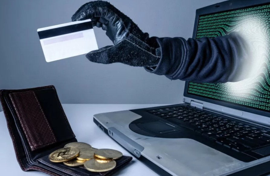 Жиені нағашы апасының атына 11 несие рәсімдеген