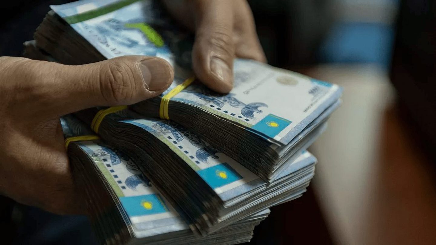 АШМ экс-шенеунігі жемқорлық жасады деген күдікке ілінді