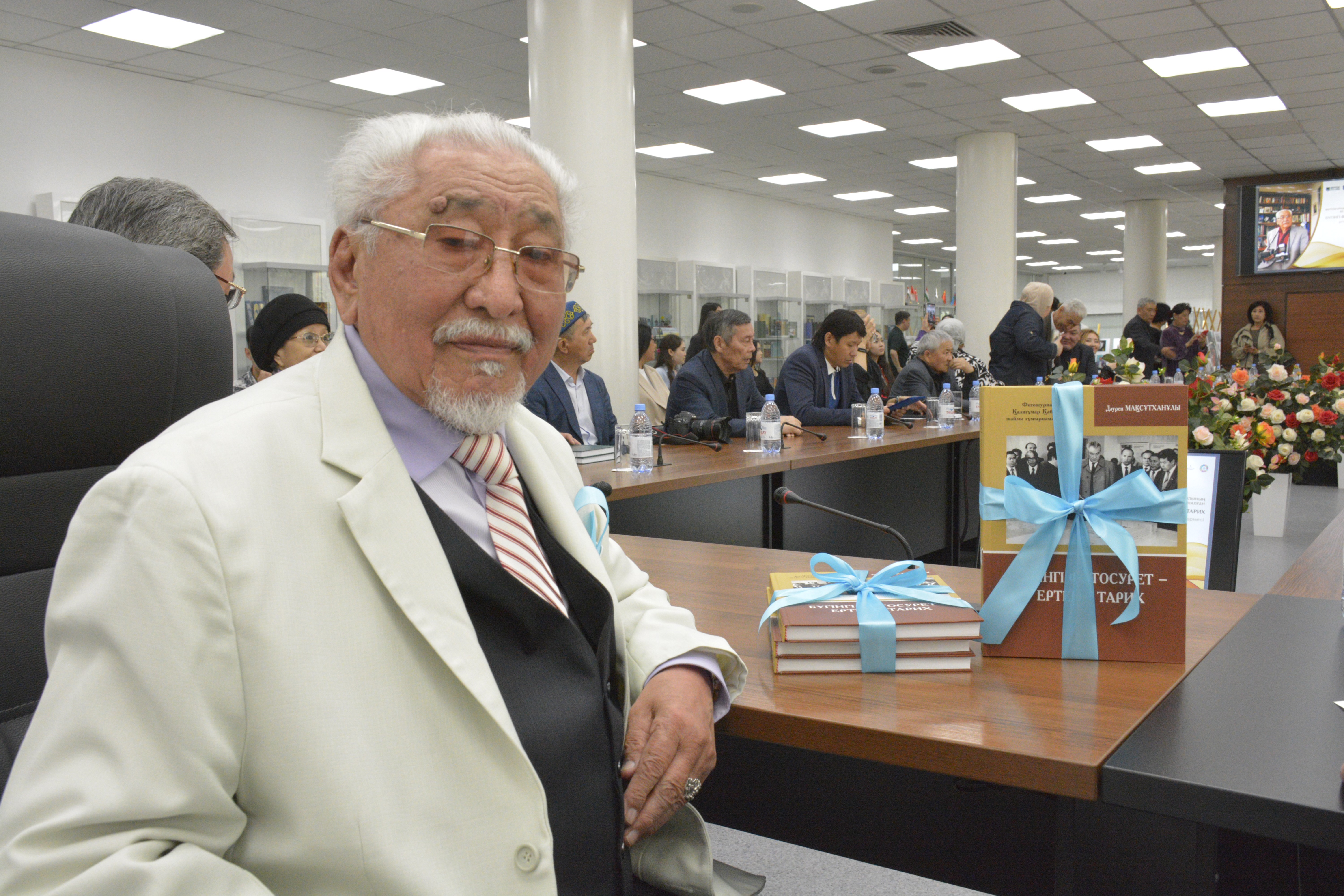 Ардагер фототілшінің көрмесі өтті