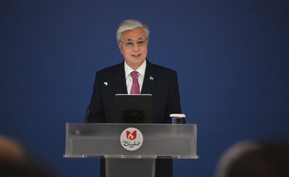 Береке мен ынтымақ еңбекпен келеді