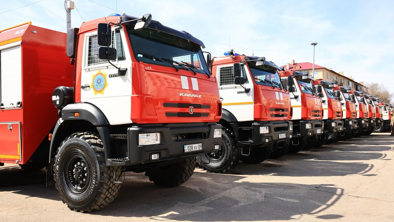 Қарағанды өрт сөндіру паркіне 17 техника берілді