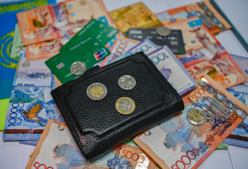 Қазақстандықтарға 1 трлн теңгеден астам сомаға зейнетақы төленді