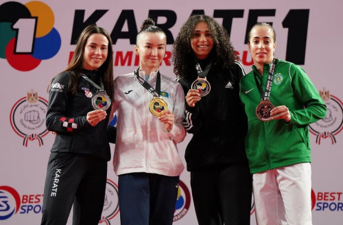 Әлемдік  бәсекеде каратэшілер екі медаль жеңіп алды