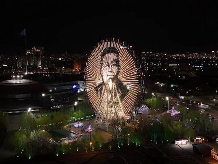 Астанадағы шолу дөңгелегінде Абайдың портреті пайда болды