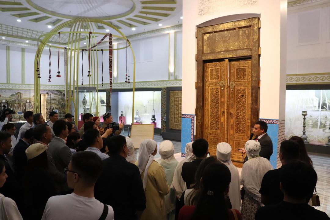 Ясауи кесенесіндегі қабірхана есігі музейге қойылды