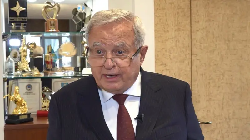 Ассамблея мүшелері Жұмысшы мамандықтар жылын нақты іспен қолдайды