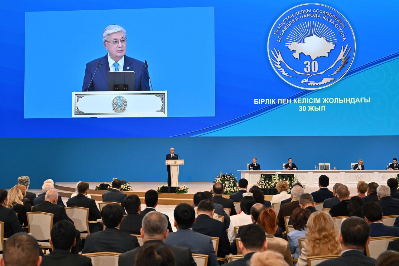 Ассамблея мүшелері елдік бастамаларға үлес қосып келеді – Президент