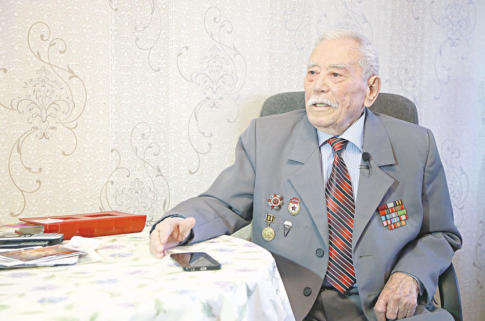 Жүз жастағы десантшы