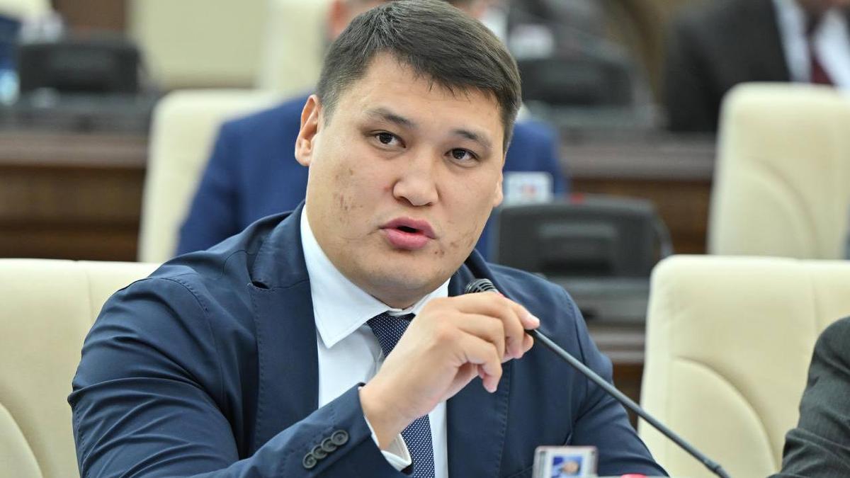 Министр Руслан Берденовтің жағдайы туралы мәлімдеді