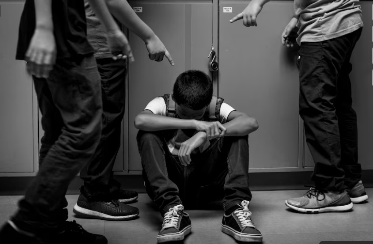 Бірнеше мектепте буллинг белең алған