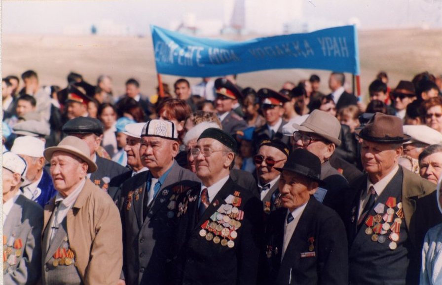 Мұрағат майданнан сыр шертеді