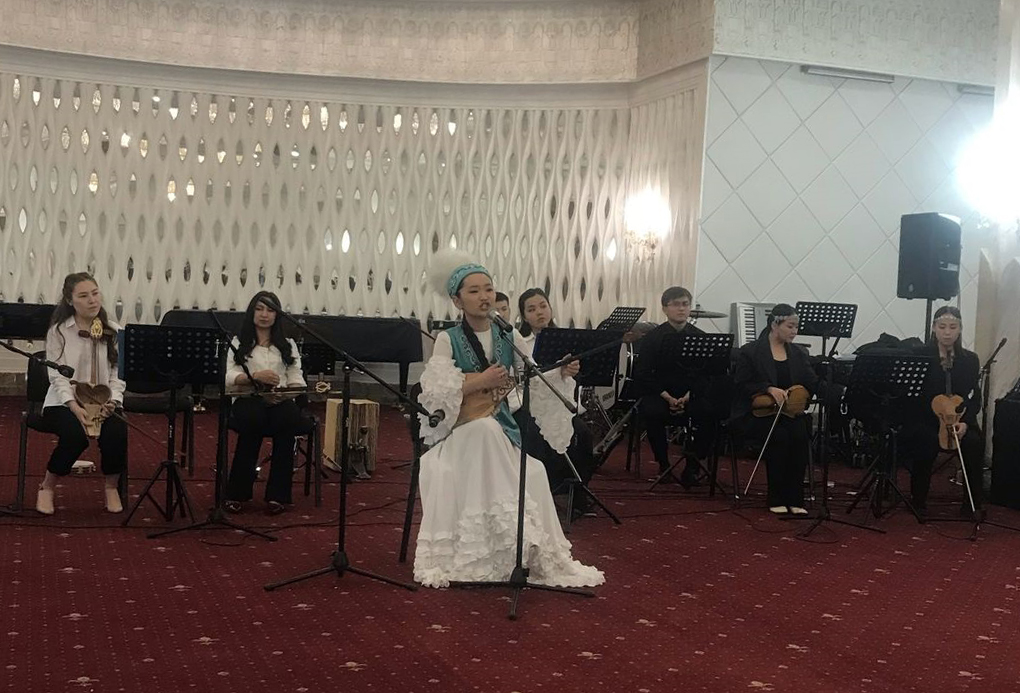 Өнерімен де елді қорғаған