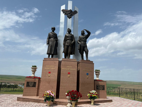 Түркістан облысында батыр қыздарға арналған ескерткіш ашылды