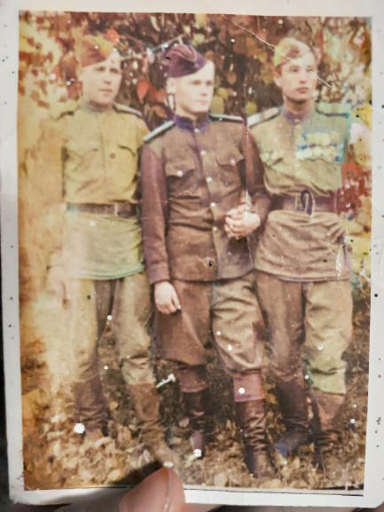 Мәңгілік күткен медаль