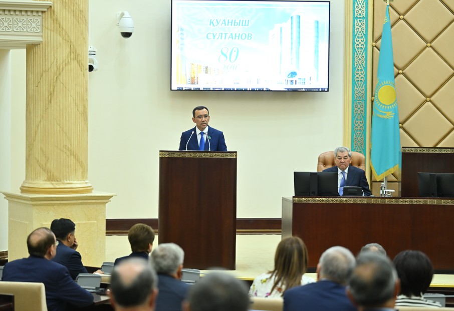 Қайраткерді мерейтойымен құттықтады